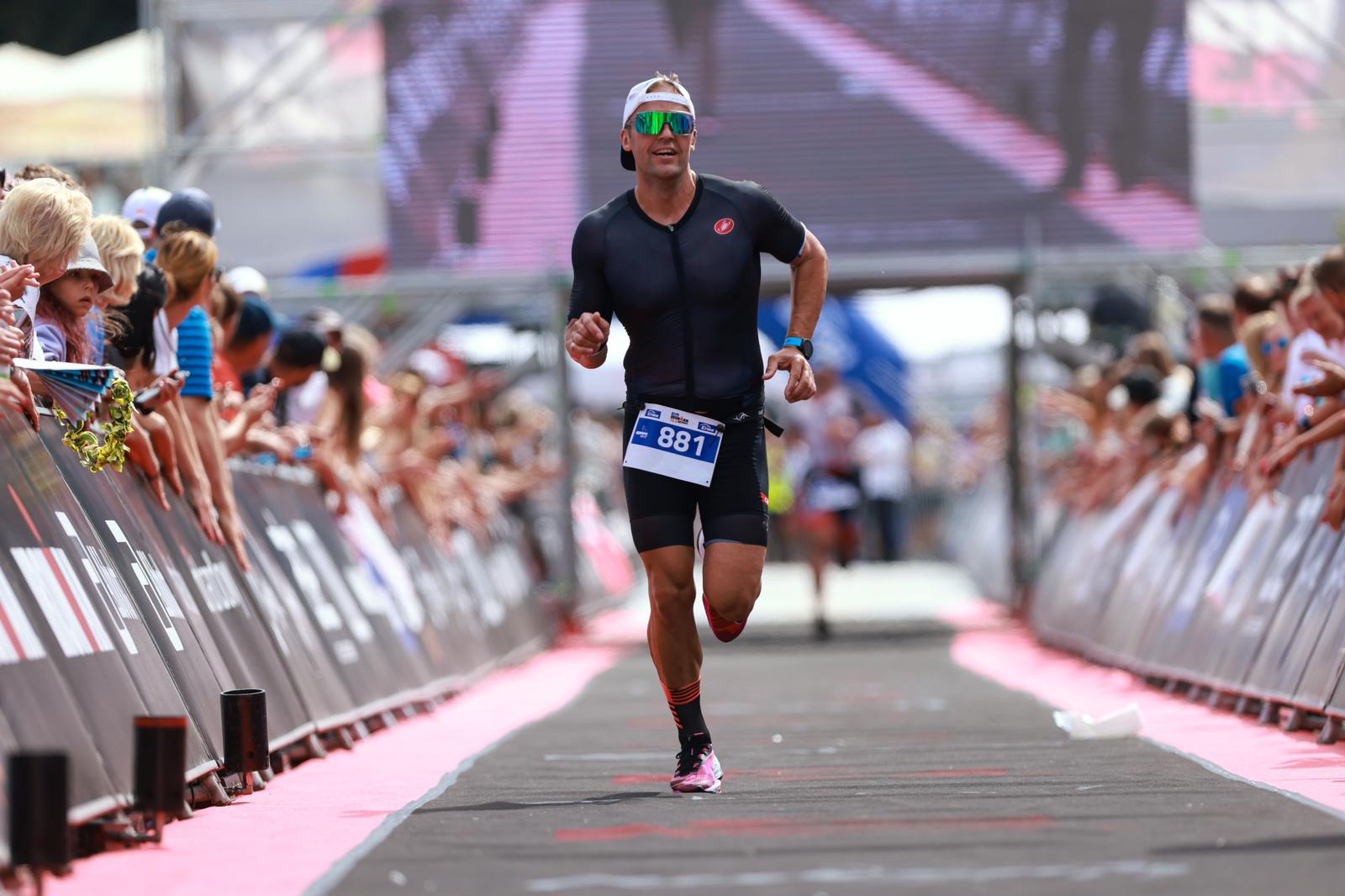 64d69547-ca3a-4ce6-b842-adb27e6ad9c9